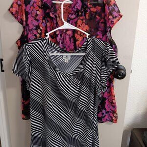 Lot of Two Womens XLG Blouses Floral & Black & White SS